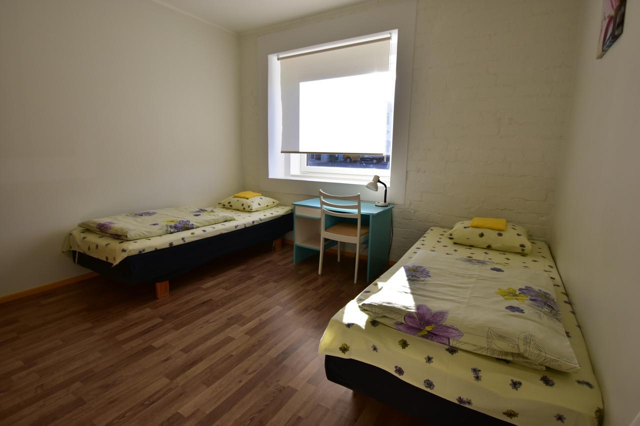 Saare Automatic Hostel Пярну Экстерьер фото